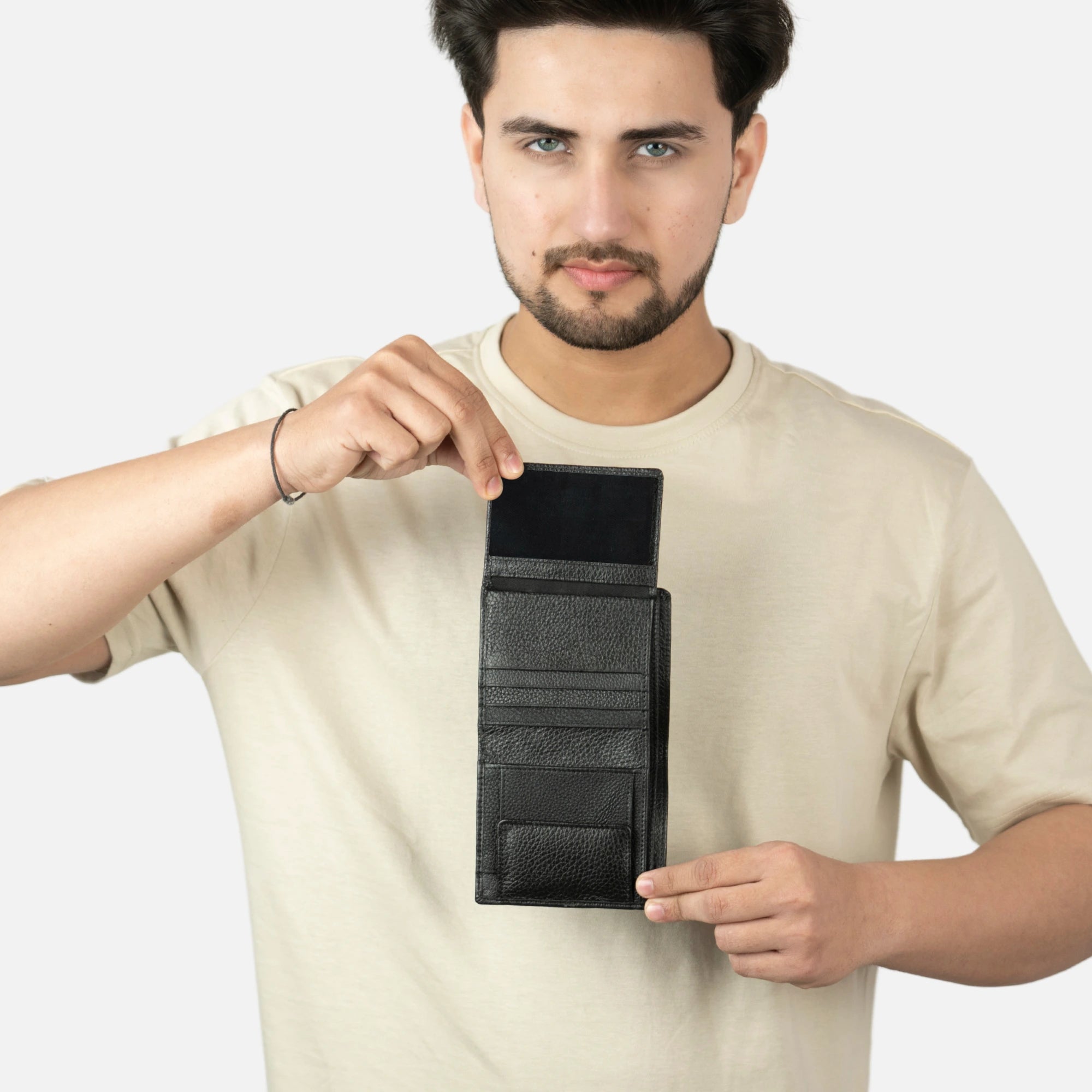 Durable leather wallet for men